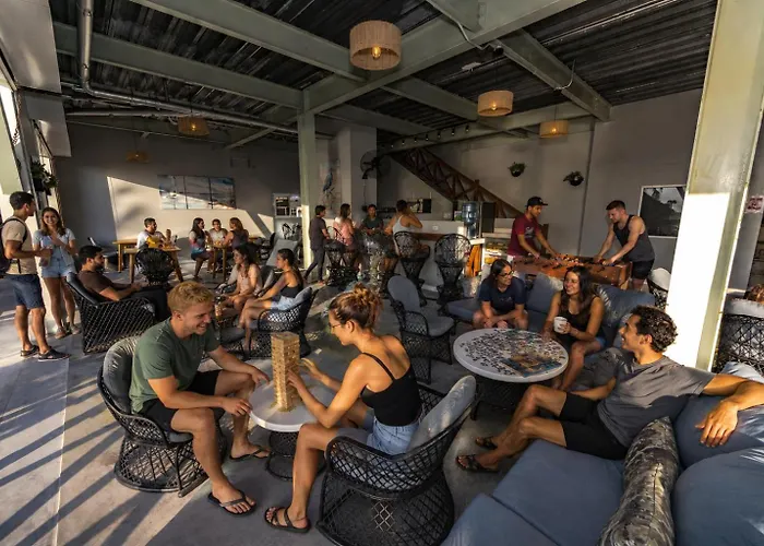 Sandbar Beachfront Hotel & Hostel Restaurant